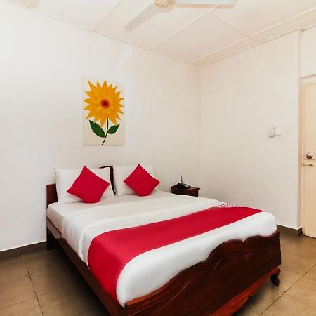 Sea View Hotel Kolombo Dış mekan fotoğraf