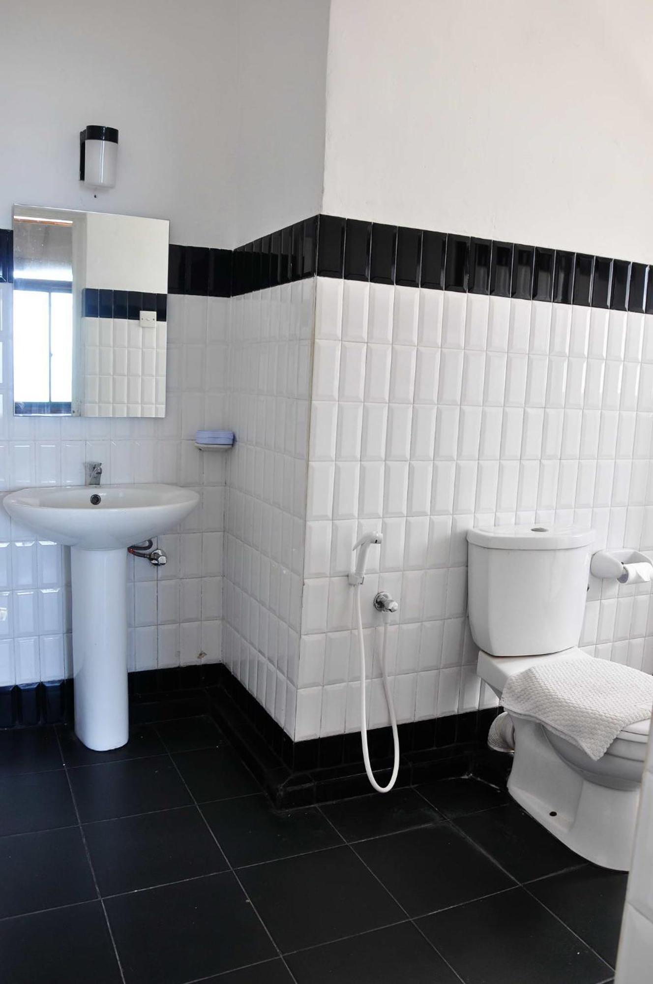 Sea View Hotel Kolombo Dış mekan fotoğraf