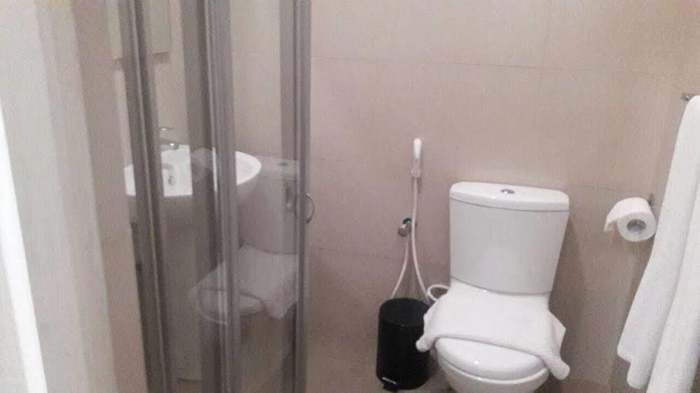 Sea View Hotel Kolombo Dış mekan fotoğraf